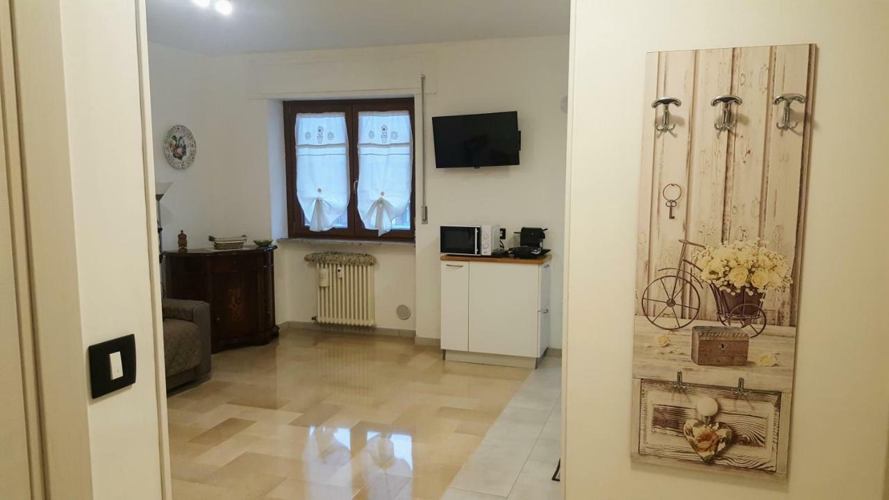 Casa Della Nonna Per Voi Parcheggio Gratuito Condizionatore Portatile Cir 0052 Aosta Buitenkant foto