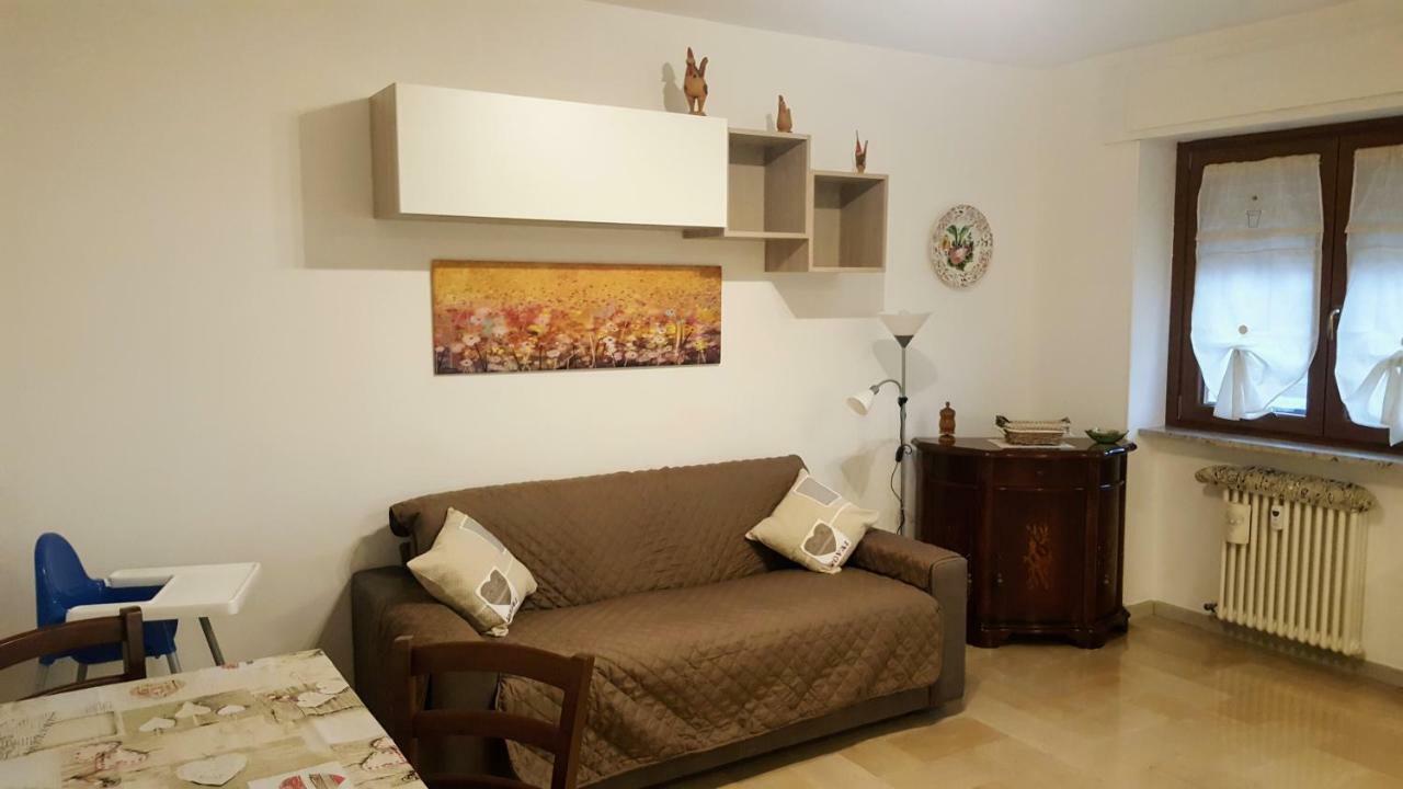 Casa Della Nonna Per Voi Parcheggio Gratuito Condizionatore Portatile Cir 0052 Aosta Buitenkant foto